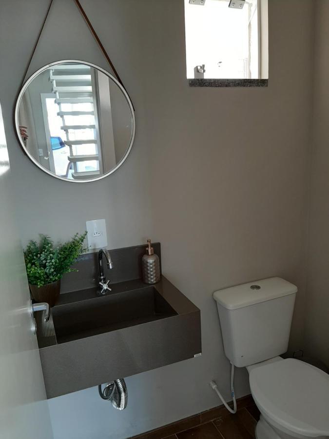 Excelente Sobrado Confortavel No Centro De Tijucas Proximo As Praias Kültér fotó